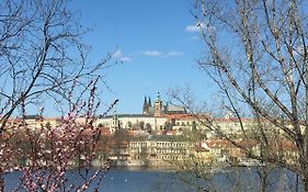 The Dancing House Residence, Two Bedroom Apartment With Balcony Near River!