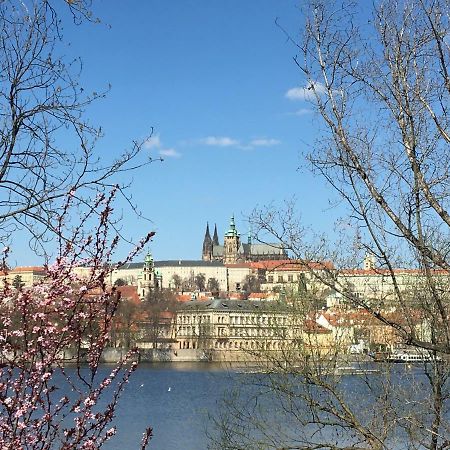 The Dancing House Residence, Two Bedroom Apartment With Balcony Near River! Prague Exterior photo