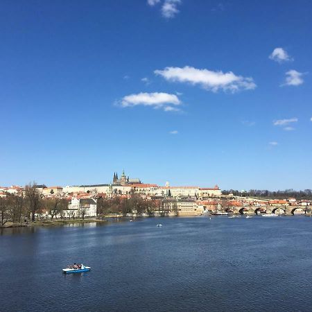 The Dancing House Residence, Two Bedroom Apartment With Balcony Near River! Prague Exterior photo