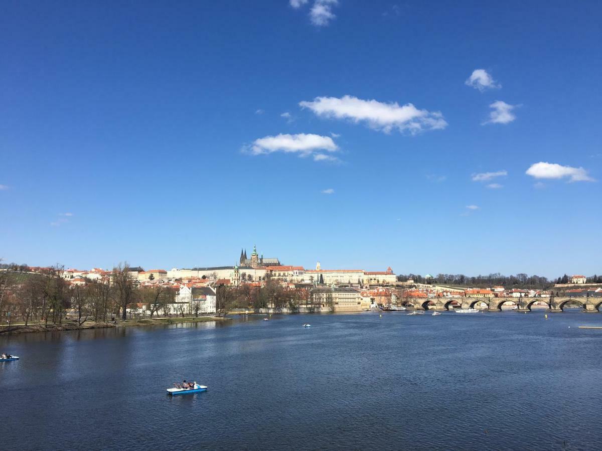 The Dancing House Residence, Two Bedroom Apartment With Balcony Near River! Prague Exterior photo