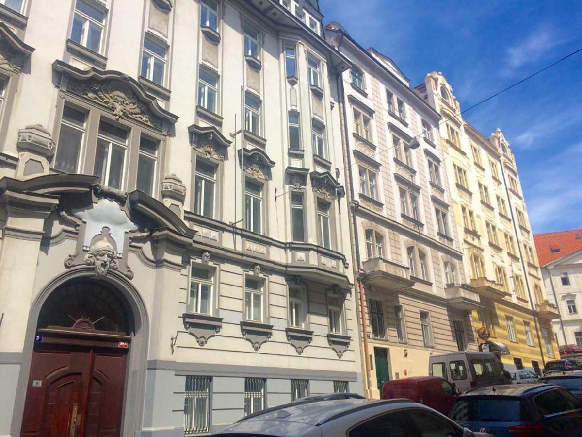The Dancing House Residence, Two Bedroom Apartment With Balcony Near River! Prague Exterior photo